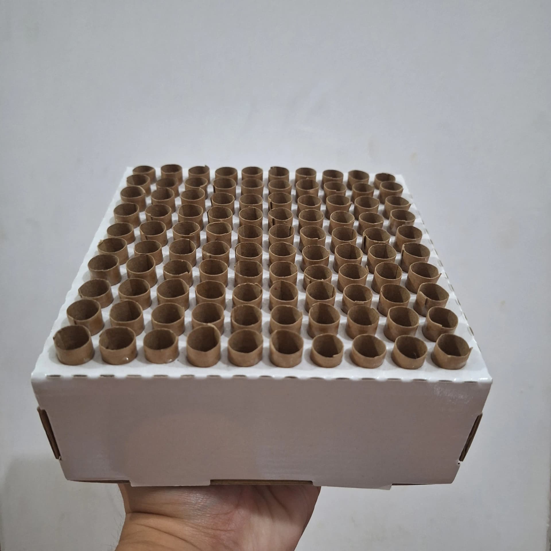 Cone sleeve for pre-rolled cone protection